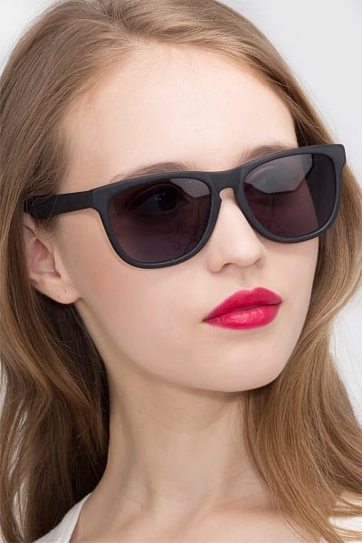 Oval Face Shape Sunglasses